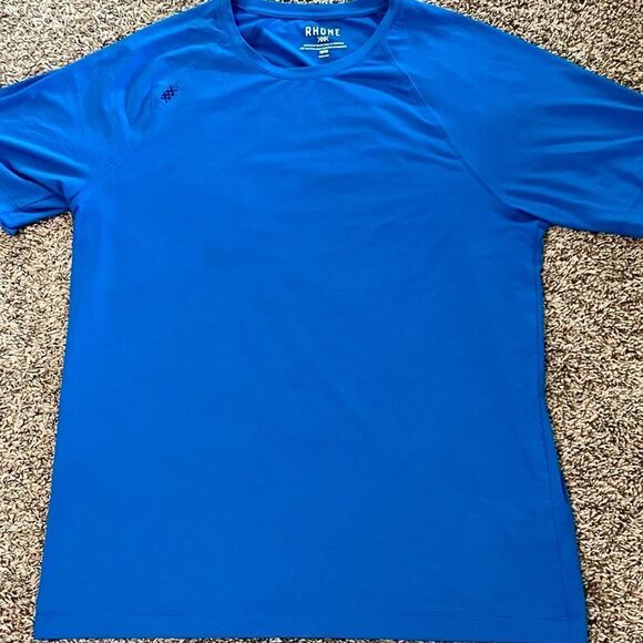 RHONE Reign Short sleeve blue size large - Picture 9 of 9